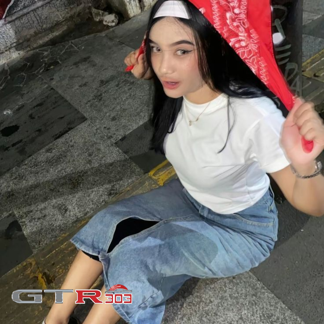 Scatter Hitam